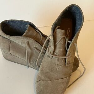 Tom’s Suede Wedge Bootie